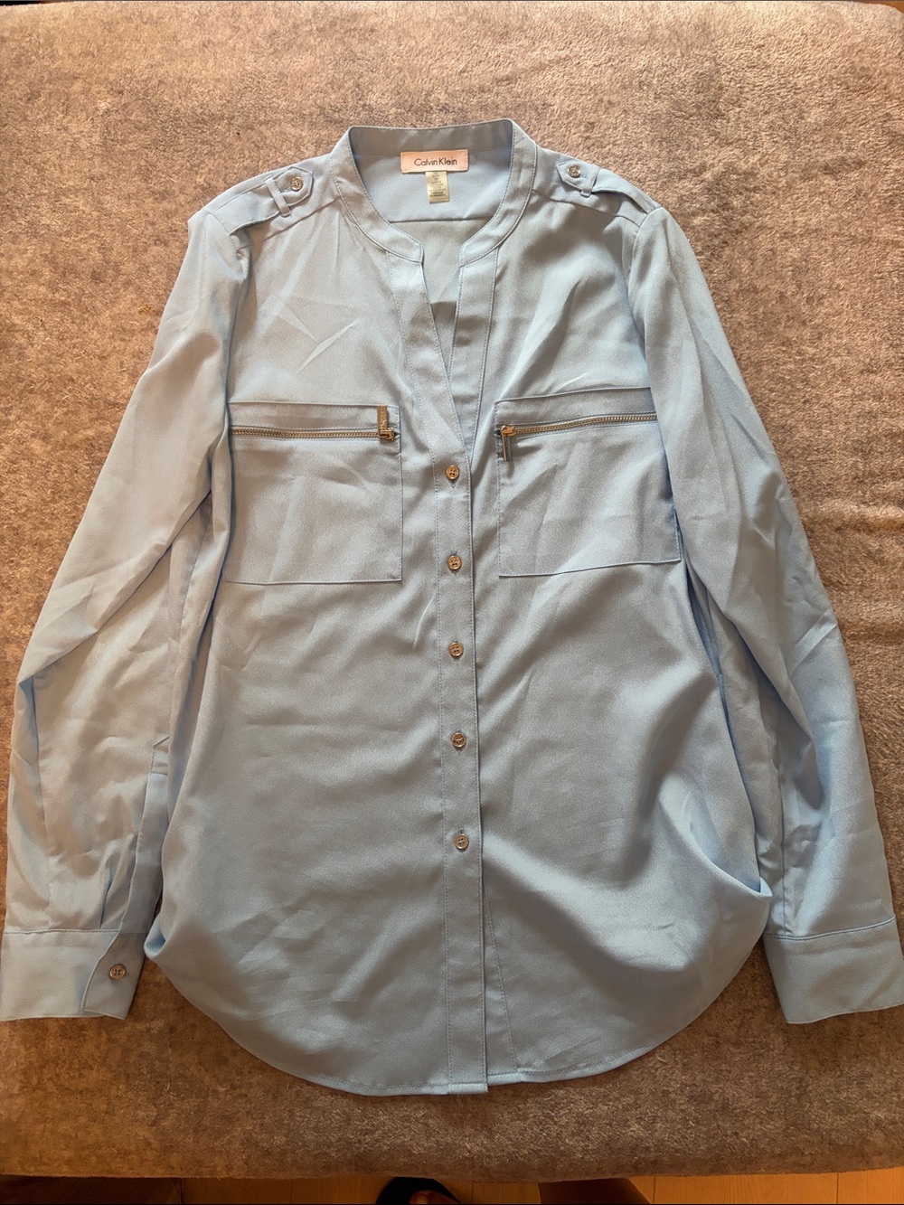 Calvin Klein Light Blue Long-Sleeve Button Down Shirt with Zip Pockets